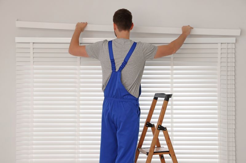Who Does Door Blinds Installations